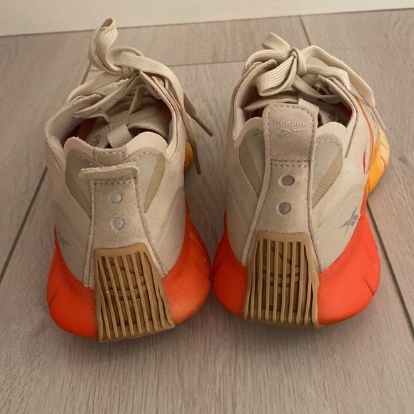 Reebok ZIG Kinetica Horizon Running Shoe - Picture 4 of 6